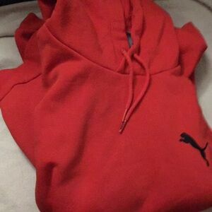 Puma hoodie L